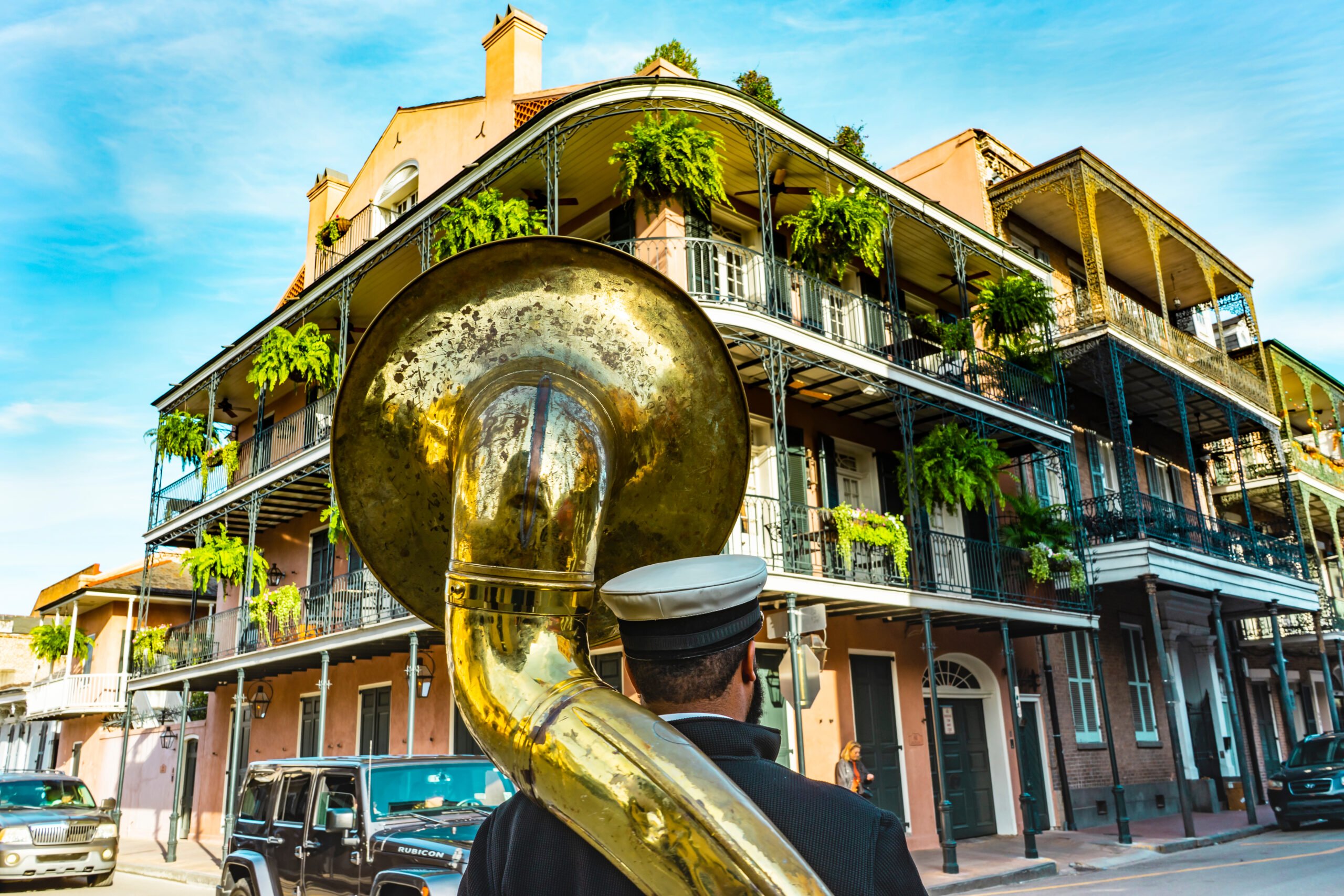 Spirits and Sights: Explore the Haunts and Highlights of New Orleans